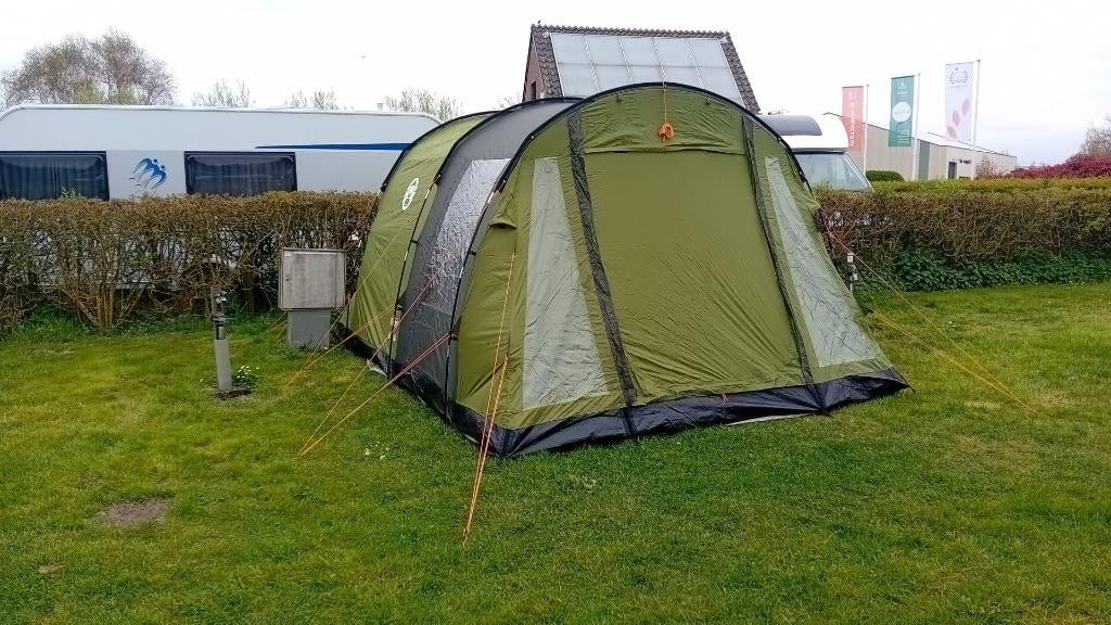 Coleman Cook 4 tunneltent green + nieuwe luifel, Ophalen, Zo goed als nieuw, Tot en met 4