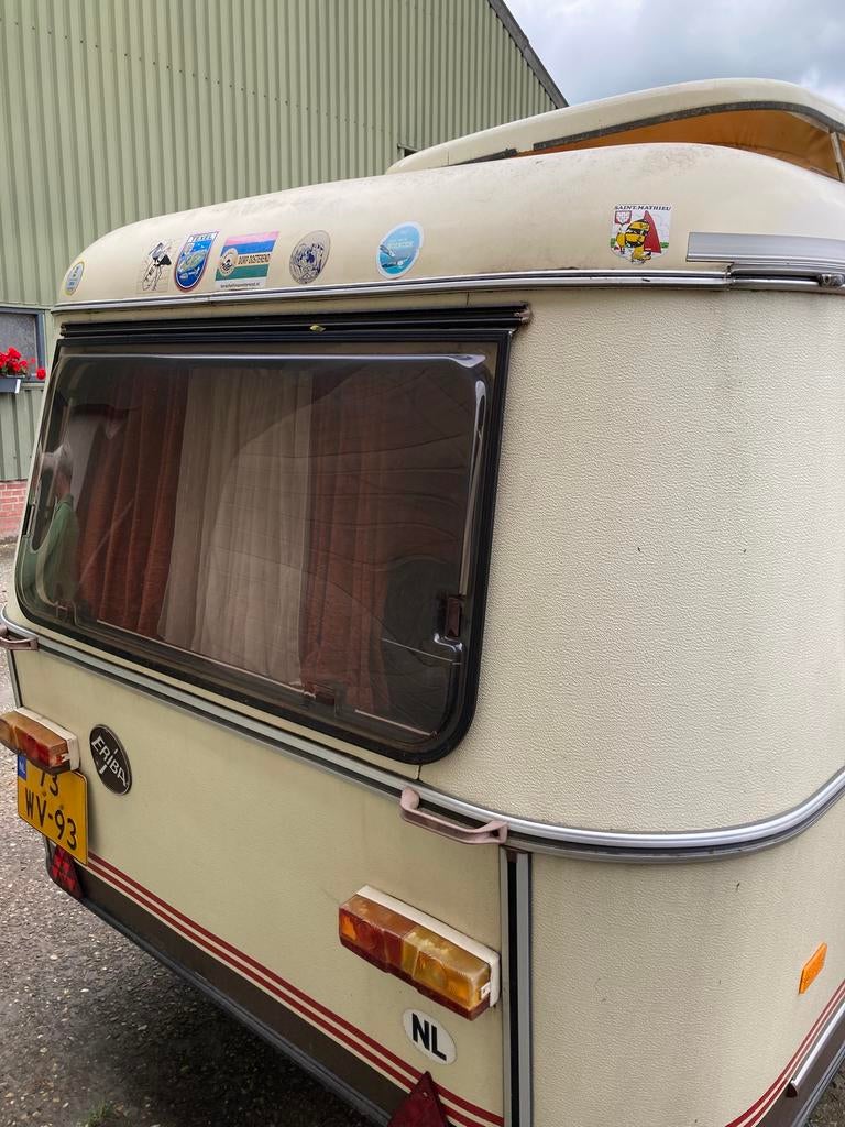 Eriba triton retro, Caravans en Kamperen, Caravans, Standaardzit, Koelkast, Tot en met 2, Particulier