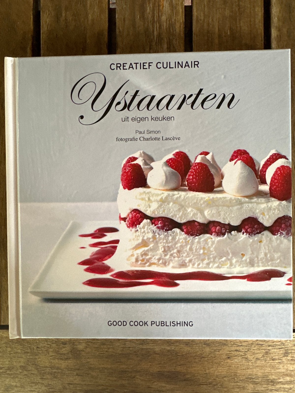 Creatief Culinair: IJstaarten uit eigen keuken, Verzenden, Zo goed als nieuw, Overige gebieden, Taart, Gebak en Desserts