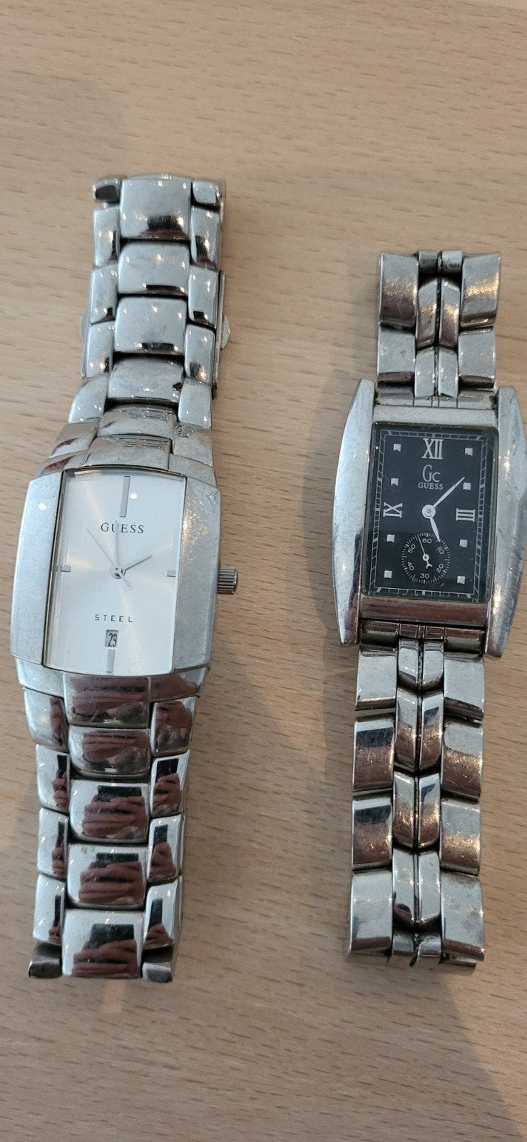 Set van 2 Guess stalen polshorloges, Staal, Gebruikt, Staal, Guess