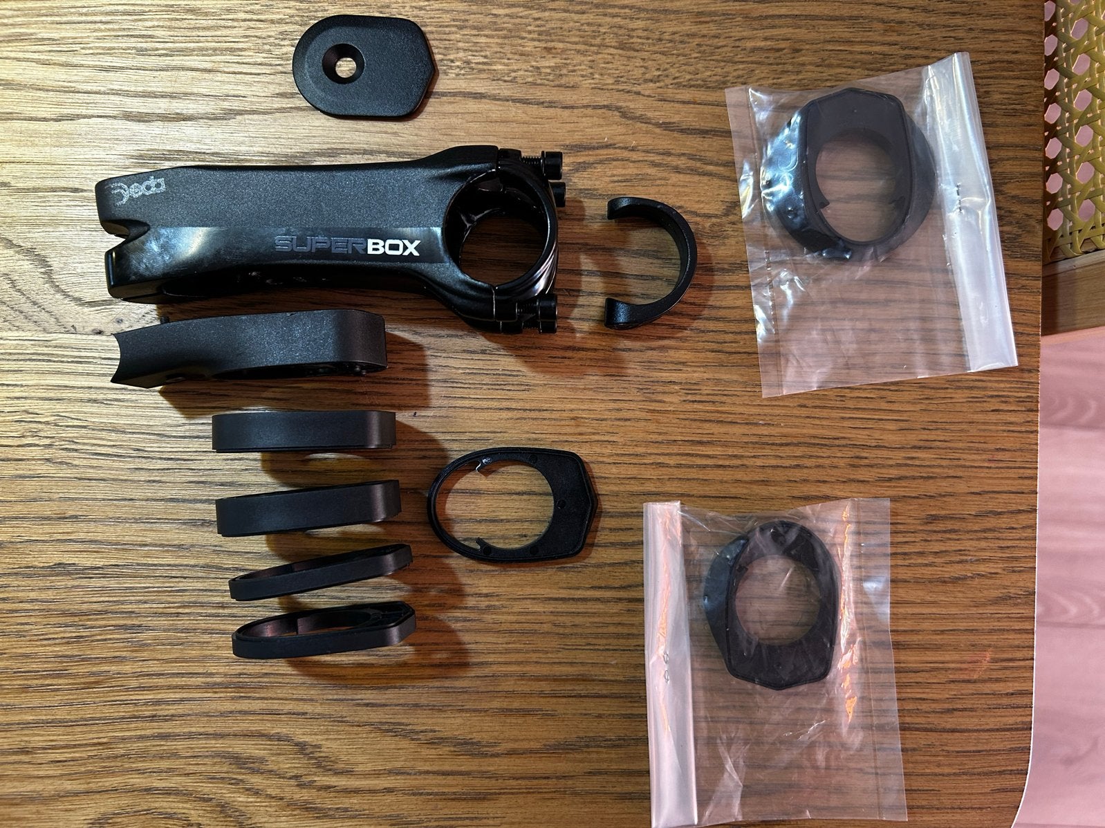 Deda Superbox Stuurpen 90mm met spacers en topcap, Fietsen en Brommers, Fietsonderdelen, Stuur, Ophalen of Verzenden, Zo goed als nieuw