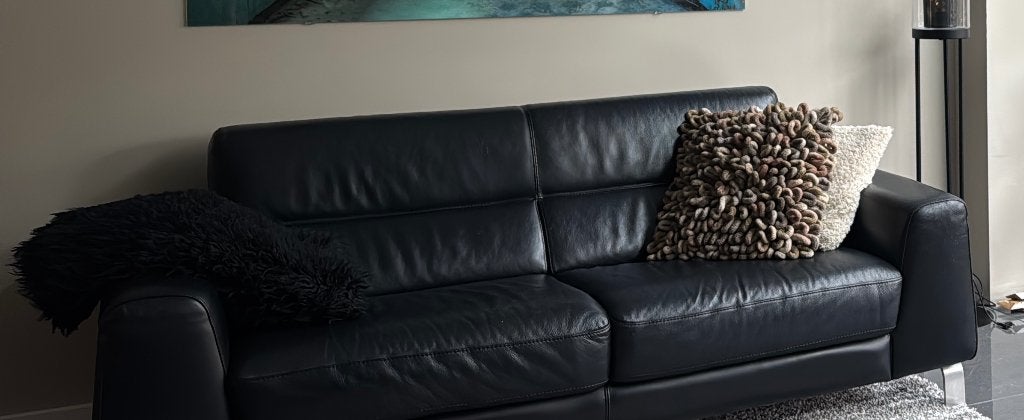 Gratis af te halen zwart lederen bankstel, Huis en Inrichting, Banken | Bankstellen, Ophalen, Gebruikt, 150 tot 200 cm, Rechte bank