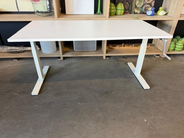 Verstelbaar bureau / tafel met slinger 160x80xH66-88 cm, Huis en Inrichting, Bureaus, 160 cm, Gebruikt, Spaanplaat of MDF, In hoogte verstelbaar
