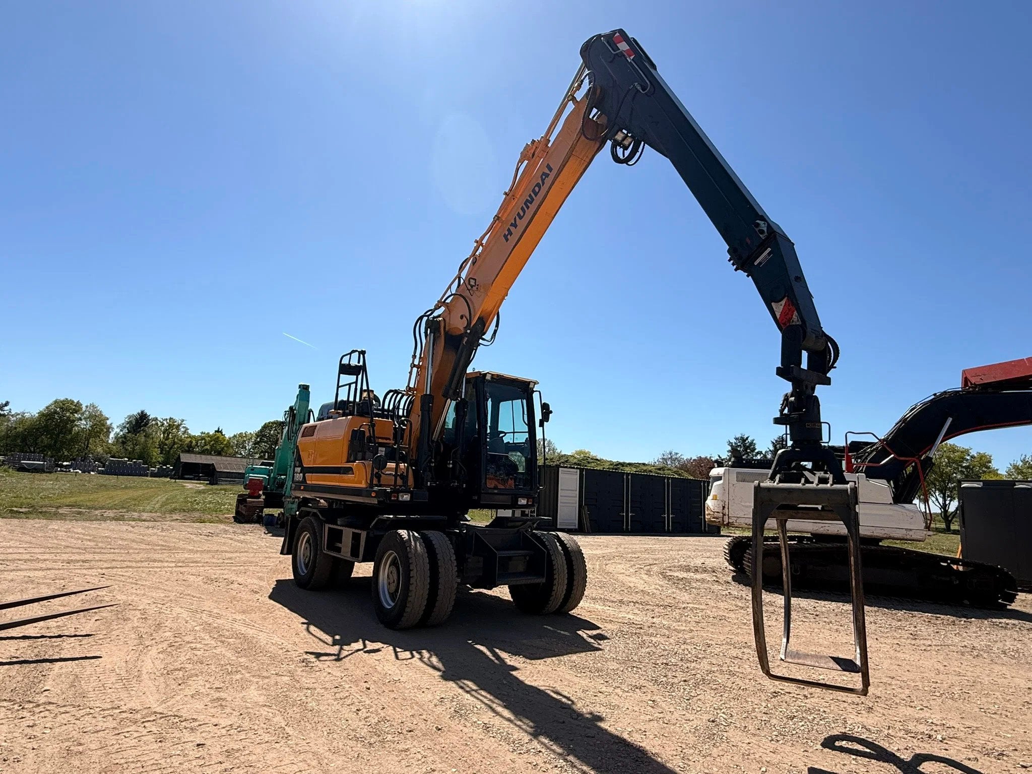 Hyundai H 100 HW180 (bj 2018), Zakelijke goederen, Machines en Bouw | Kranen en Graafmachines, Jansen Machines, Albert@jansen-machines.com