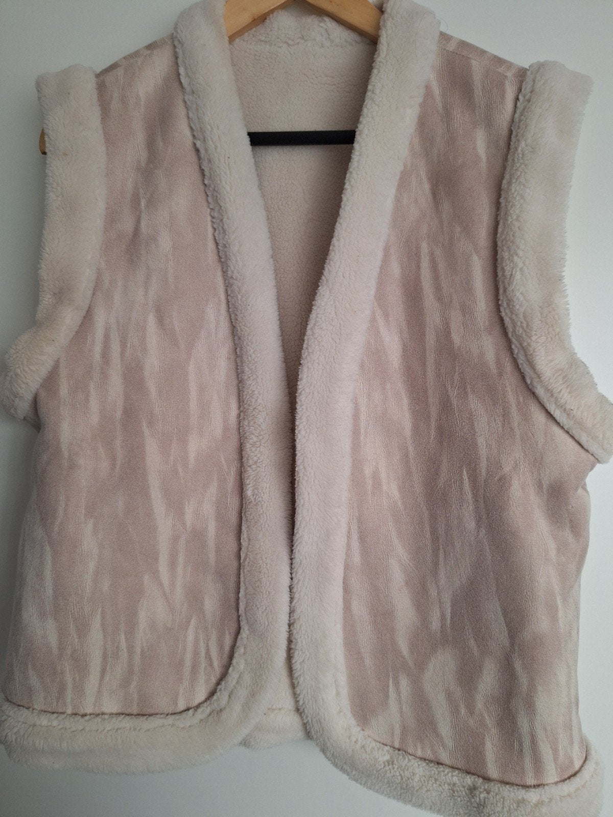 bodywarmer beige/creme merk Nukus mt M/L, Maat 38/40 (M), Beige, Ophalen of Verzenden, Zo goed als nieuw