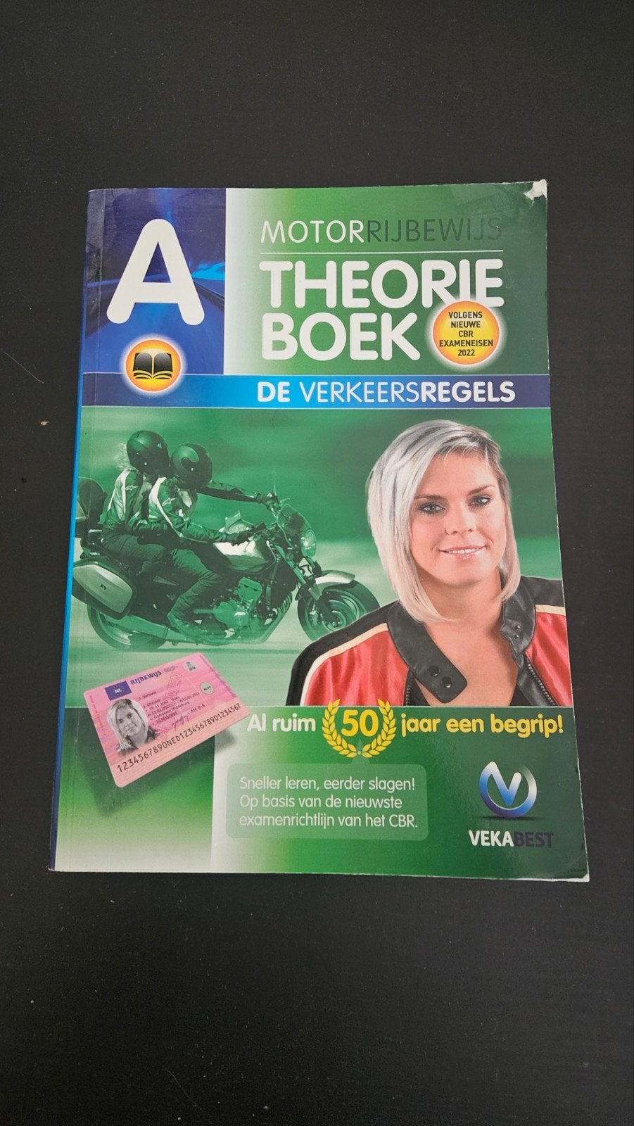 VekaBest Theorieboek Motor Rijbewijs A - 4e druk, Ophalen of Verzenden, Zo goed als nieuw, Overige niveaus, VekaBest