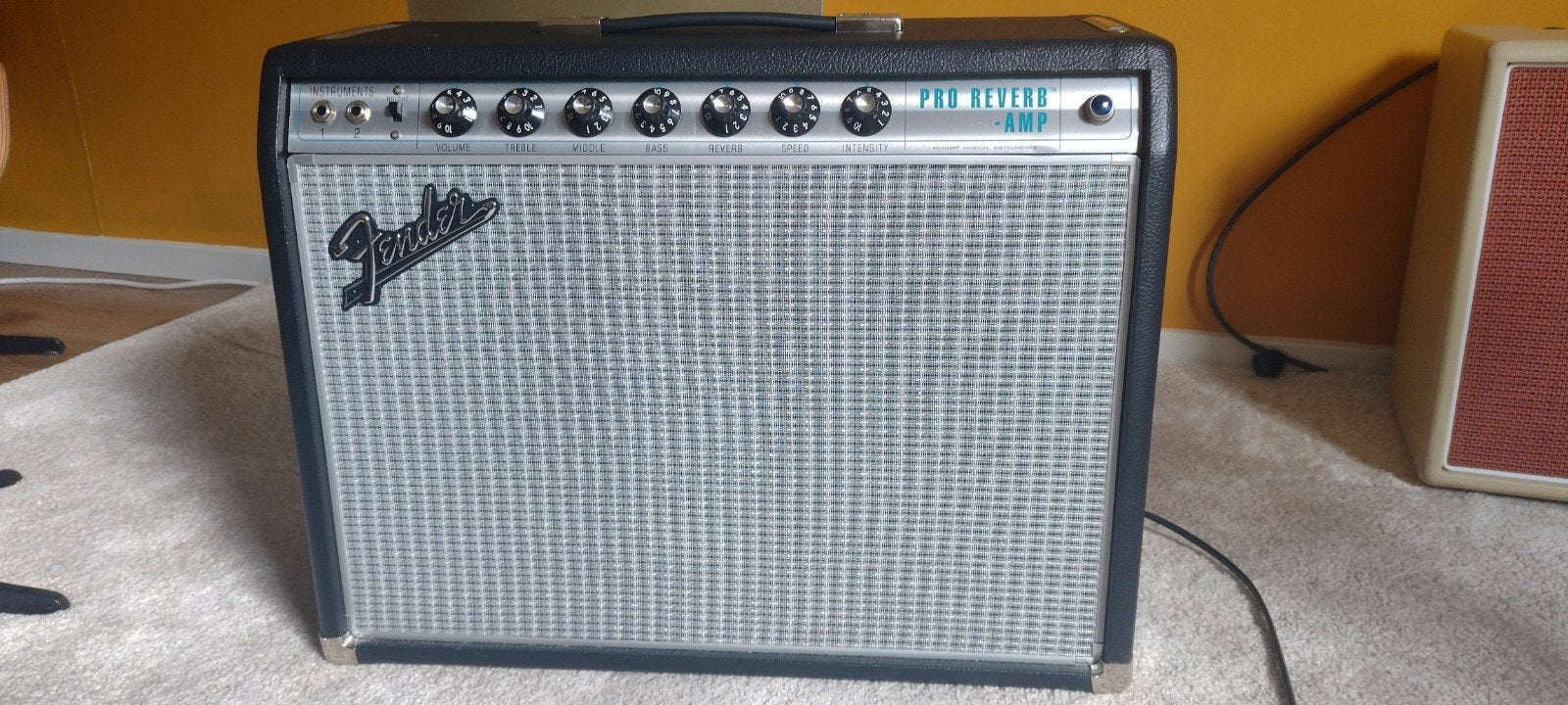 Fender 68 Custom Pro Reverb, Ophalen of Verzenden, Zo goed als nieuw, Minder dan 50 watt
