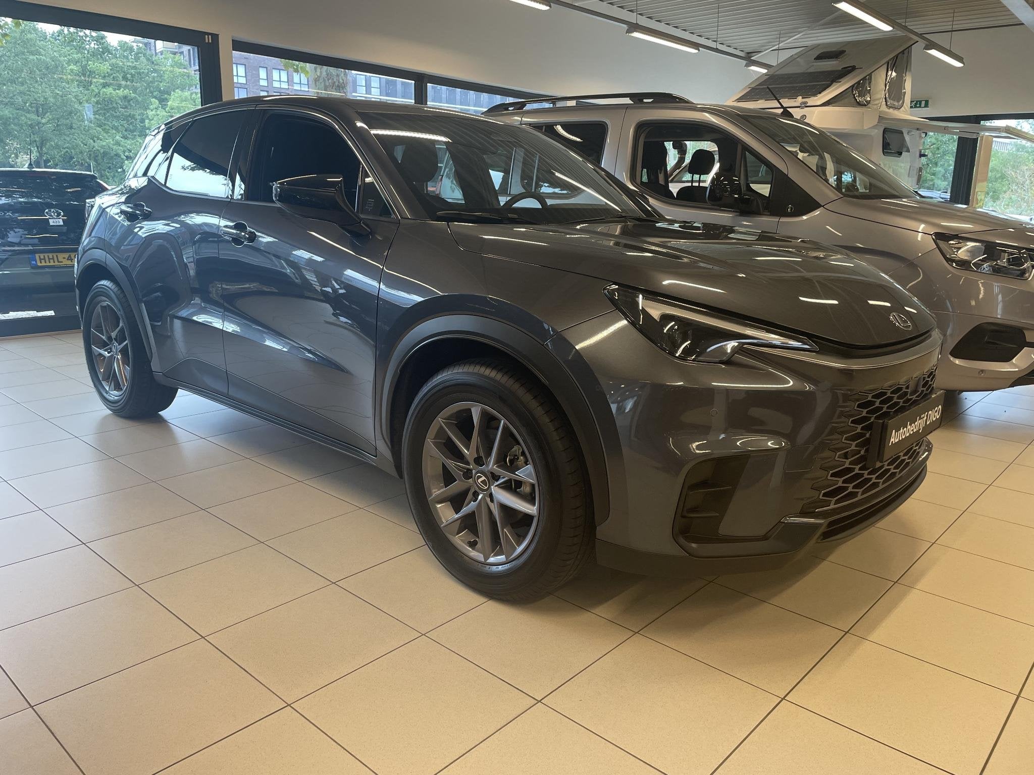 Lexus LBX 1.5 Business Line 2WD | Dodehoek detectie | Stuur-, Auto's, Dealer onderhouden, Stof, Gebruikt, LBX