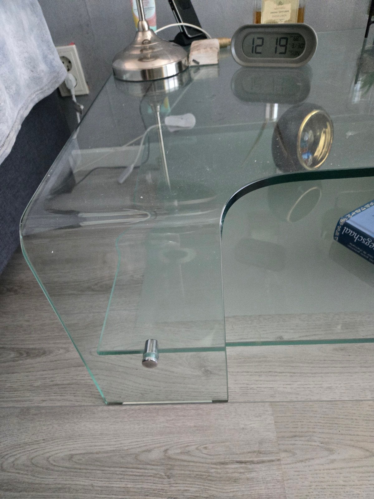 Glazen salontafel met opbergruimte, Ophalen, Minder dan 45 cm, Gebruikt, Glas
