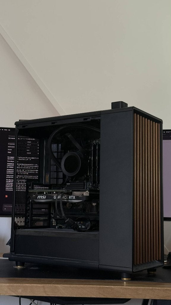 Gaming PC - RTX 4070 SUPER - 64GB DRR5- Ryzen 9 7900x, Ophalen, 64 GB of meer, Zelf gebouwde pc, Zo goed als nieuw