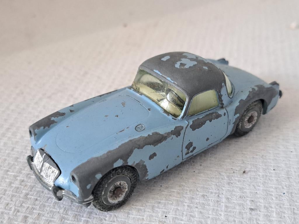 TEKNO Denmark MG 1:43 Jaren 60, Antiek en Kunst, Antiek | Speelgoed, Ophalen of Verzenden