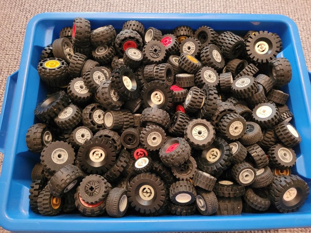 Partij Q7=900x Lego technic wielen gemengd, Lego, Lego, Gebruikt, Lego