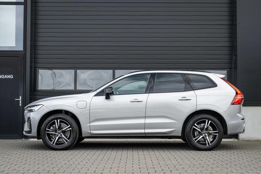 Volvo XC60 2.0 T6 Plug-in hybrid AWD R-Design 350 PK|Pano|Tr, Auto's, Volvo, Automaat, Gebruikt, 4 cilinders, 1969 cc