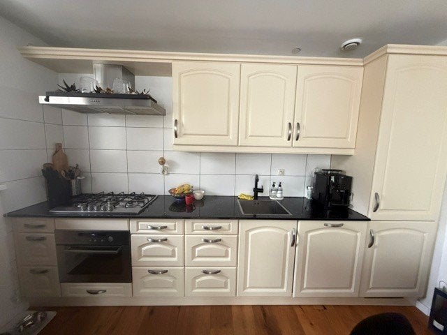 keuken, amsterdam, Huis en Inrichting, Keuken | Complete keukens, Zo goed als nieuw, Enkelwandige keuken, Crème, Graniet of Steen