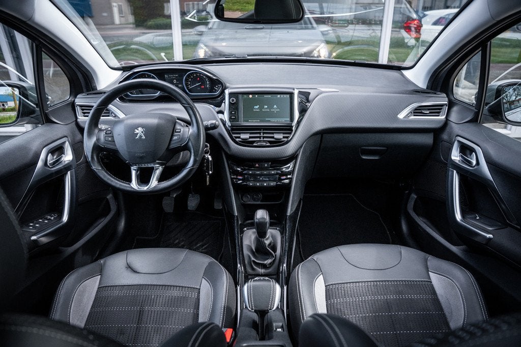 Peugeot 2008 1.2 PureTech GT-line|Cruise|CarPlay|Navi|Clima|, Auto's, Peugeot, Voorwielaandrijving, Parkeersensor, Leder en Stof