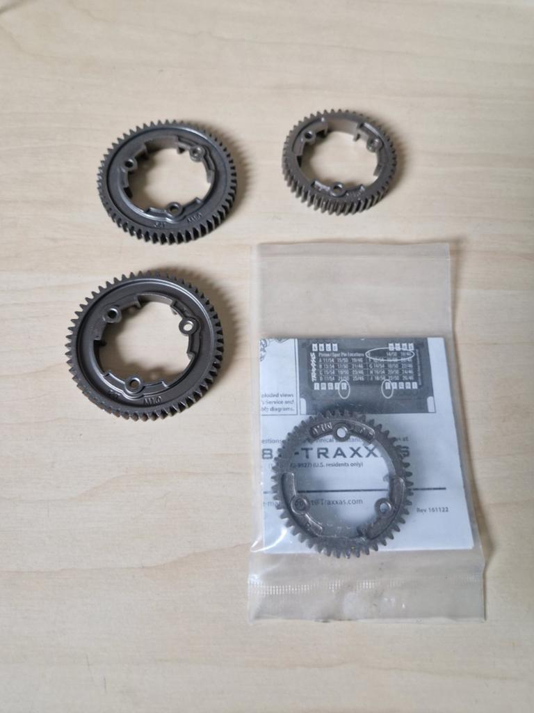 Traxxas xmaxx spur 2x 46 + 2x 54 (nieuw), Ophalen of Verzenden, Nieuw