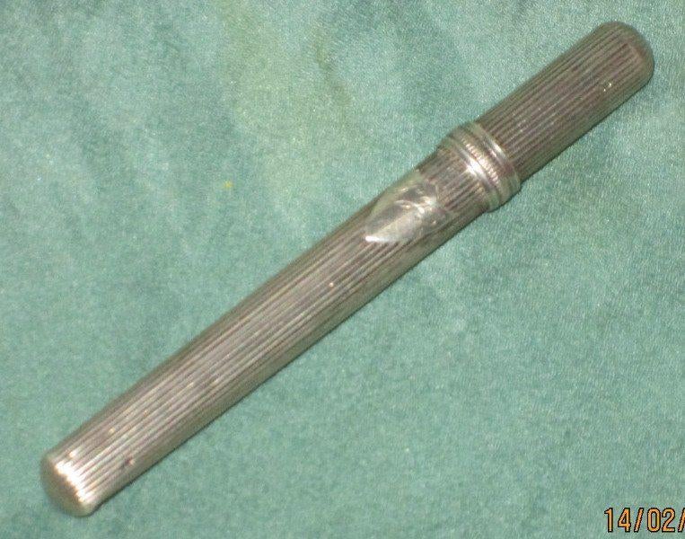 Zilveren antieke naaldenkoker Oud naaigerei, Ophalen of Verzenden, Zilver