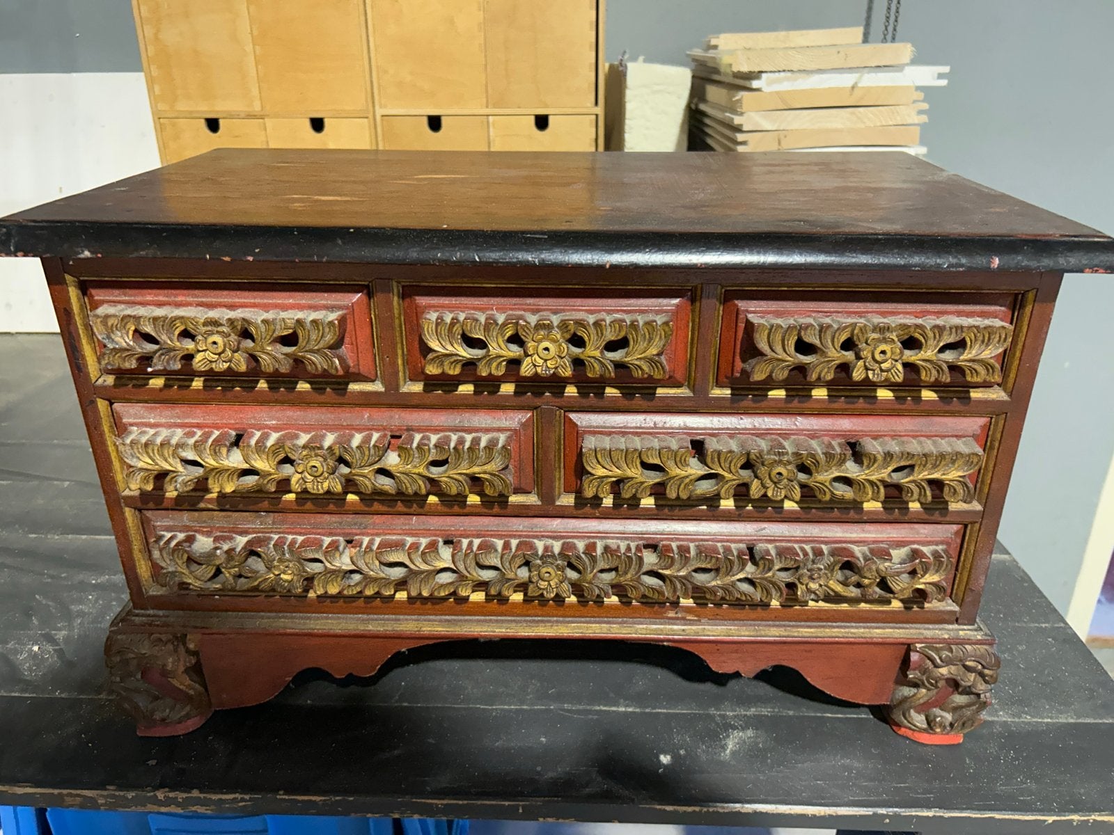 Antieke Balinese houten juwelenkistje met lades, Ophalen