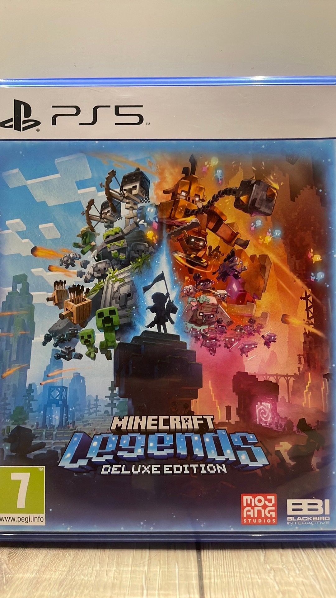 Minecraft legends ps5, Spelcomputers en Games, Ophalen, Zo goed als nieuw