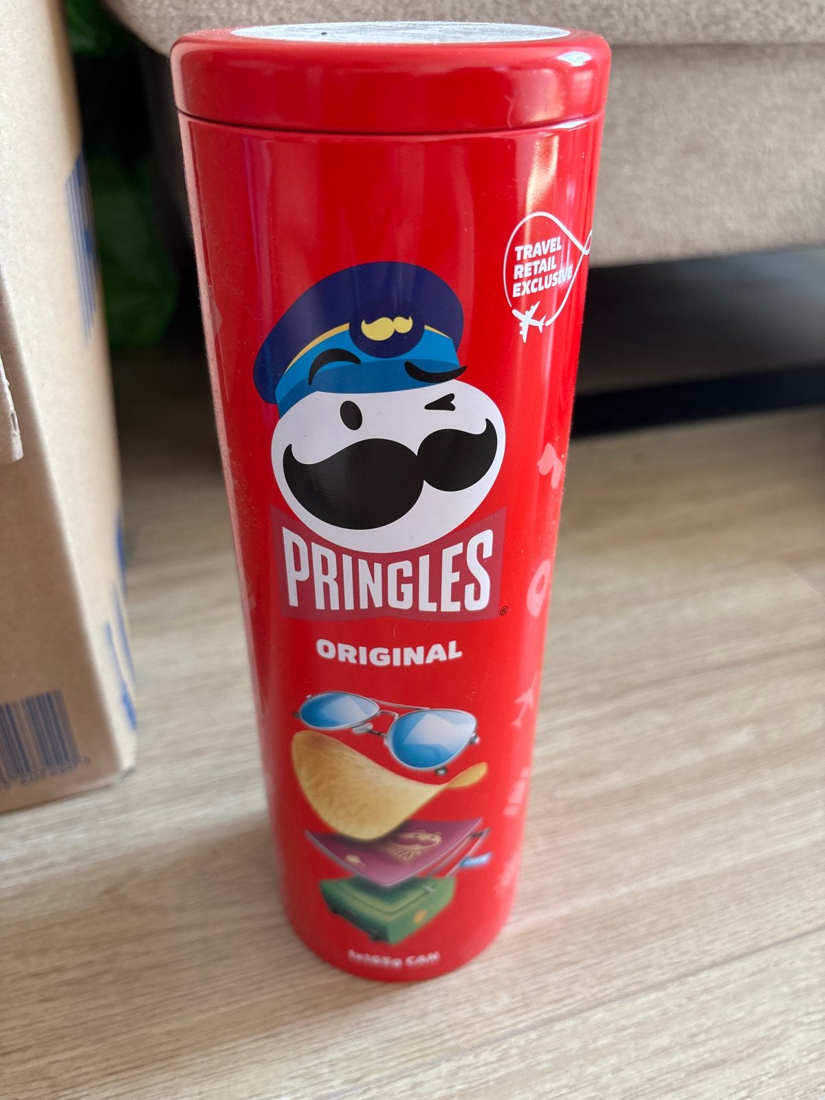 Pringles bewaar bus, Ophalen, Nieuw
