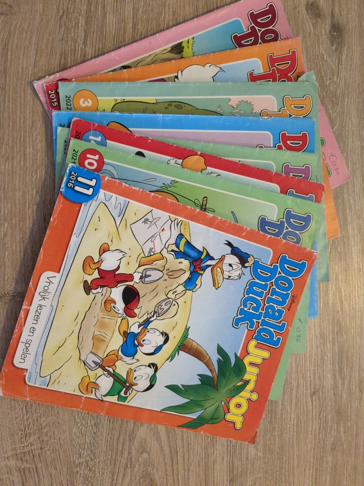 Donald Duck Junior stripboeken - diverse jaargangen, Meerdere stripboeken, Ophalen, Gelezen