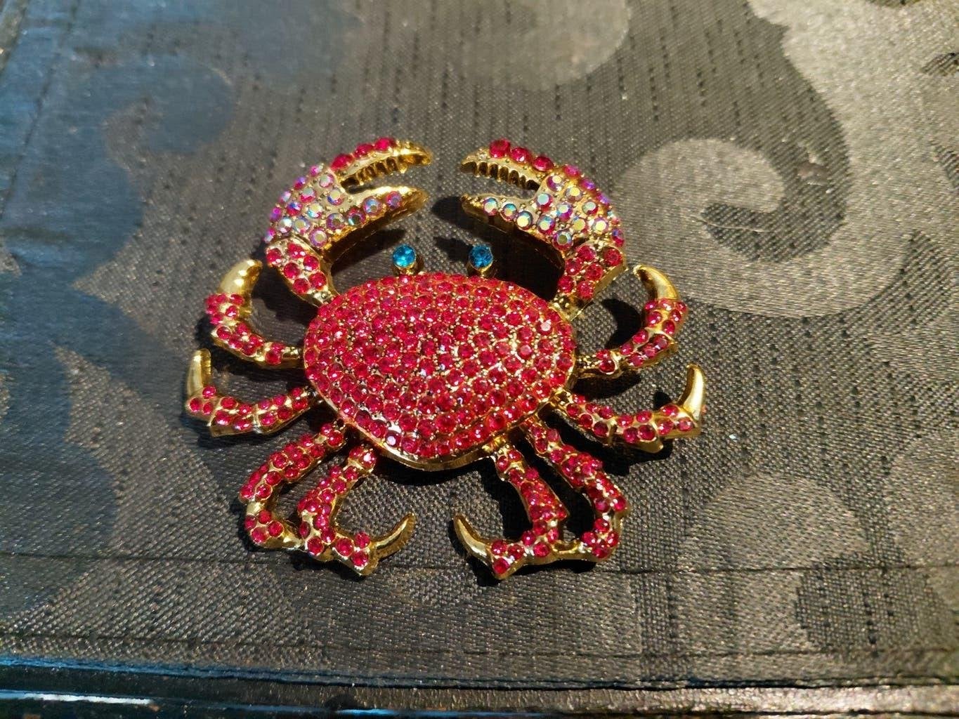 Broche Krab rood stras, Overige materialen, 4 tot 7 cm, Nieuw, Ophalen of Verzenden