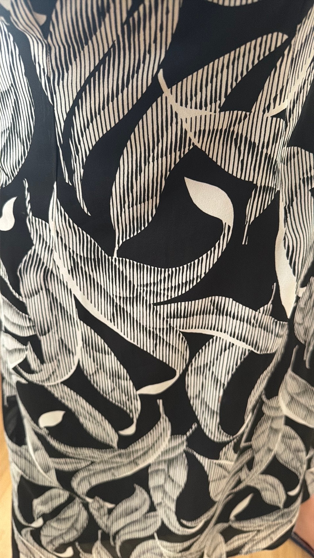 Jurk dames maat M mooi lang sexy goedkoop €35, Kleding | Dames, Ophalen of Verzenden, Zo goed als nieuw, Zwart, Onder de knie