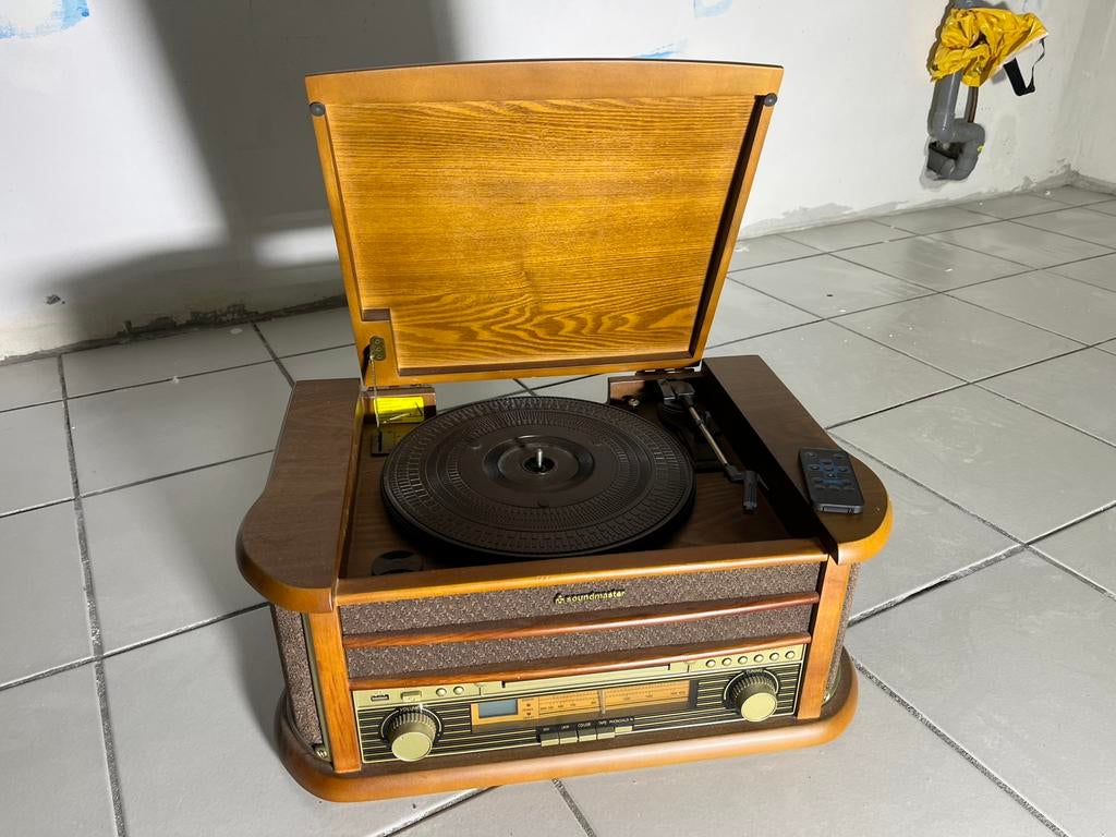 Soundmaster Platenspeler USB Radio Cassette Vinyl, Audio, Tv en Foto, Platenspelers, Overige merken, Gebruikt, Ophalen of Verzenden