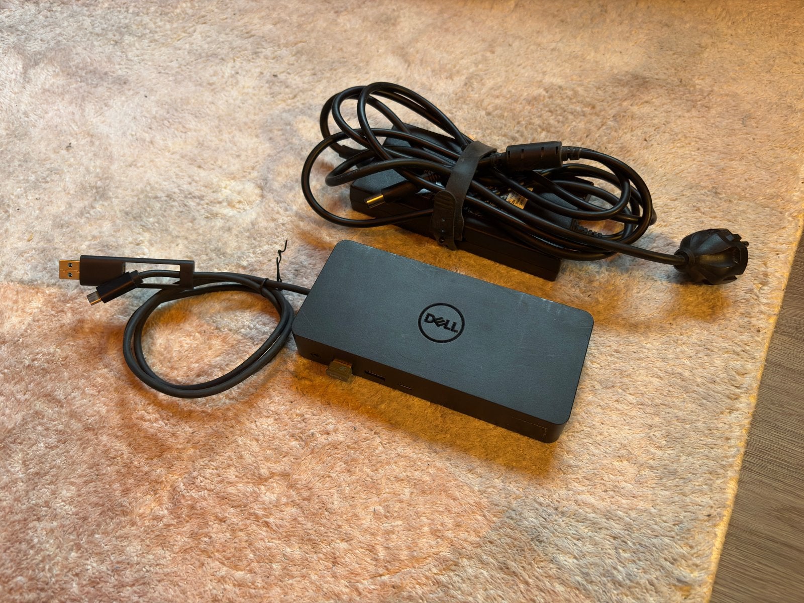 Dell D6000 Docking Station - 1 jaar gebruikt, Computers en Software, Dockingstations, Ophalen, Gebruikt, Docking station, Laptop