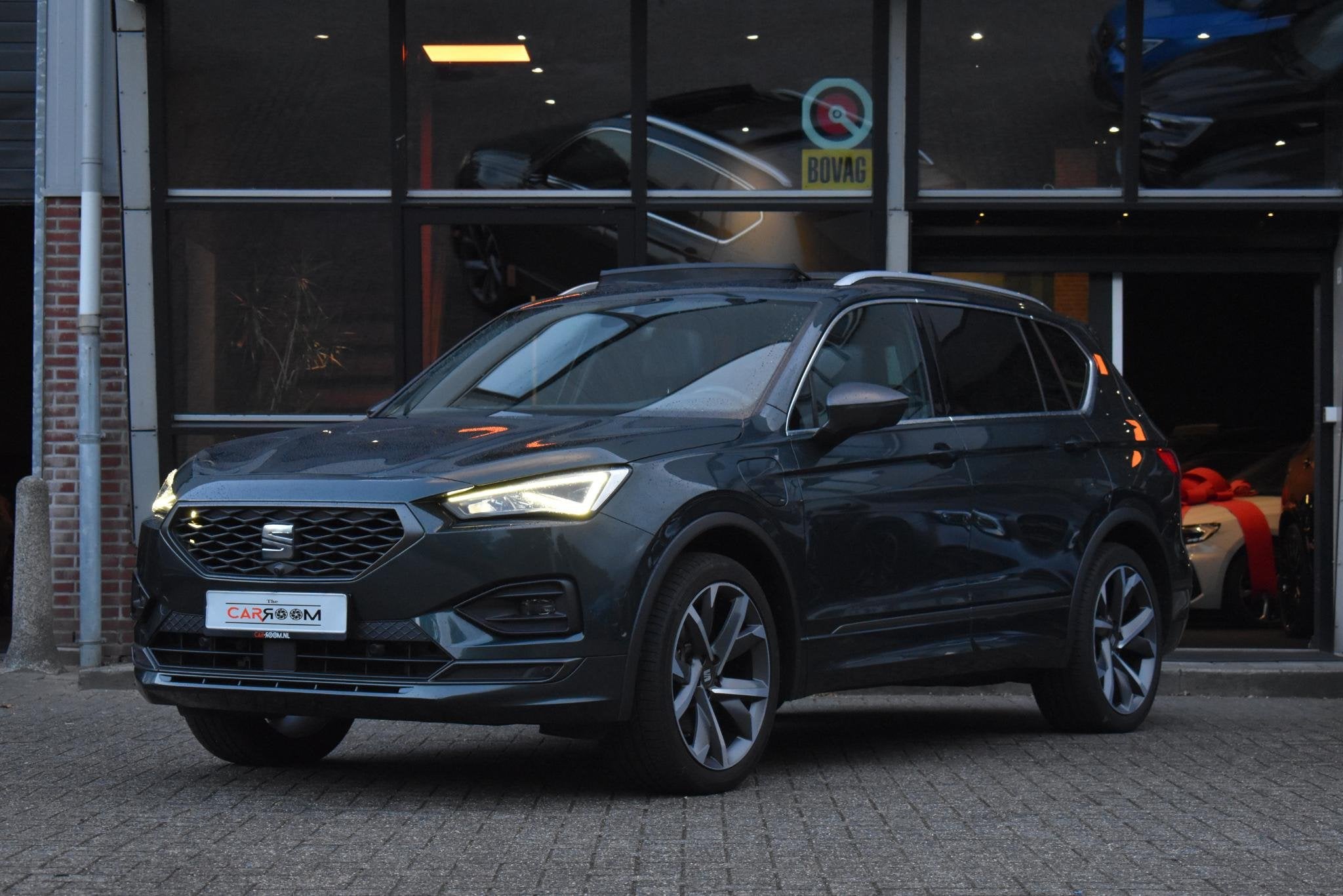 SEAT Tarraco 1.4 TSI e-Hybrid PHEV FR Business Pano Keyless, Gebruikt, 4 cilinders, Met garantie (alle), Hybride Elektrisch/Benzine