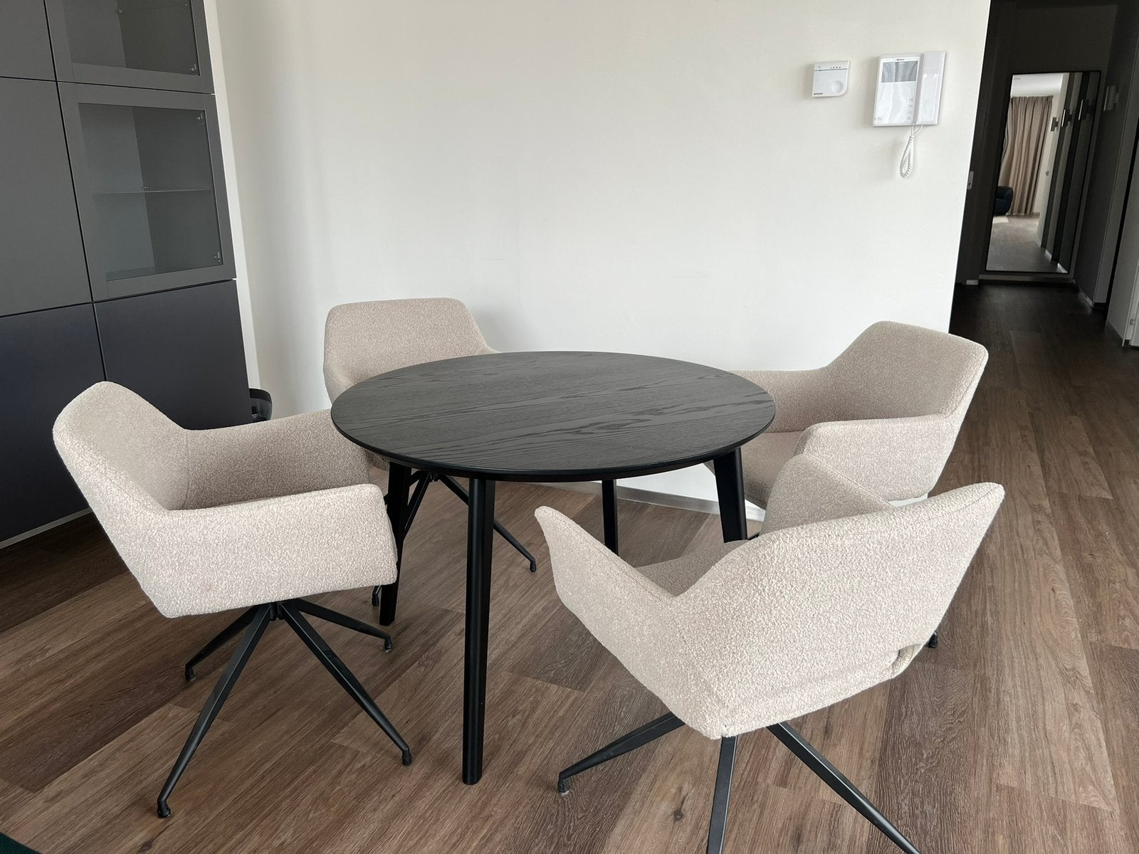 4 mooi gestoffeerde draaibare stoelen, Ophalen, Overige kleuren, Nieuw, Vier