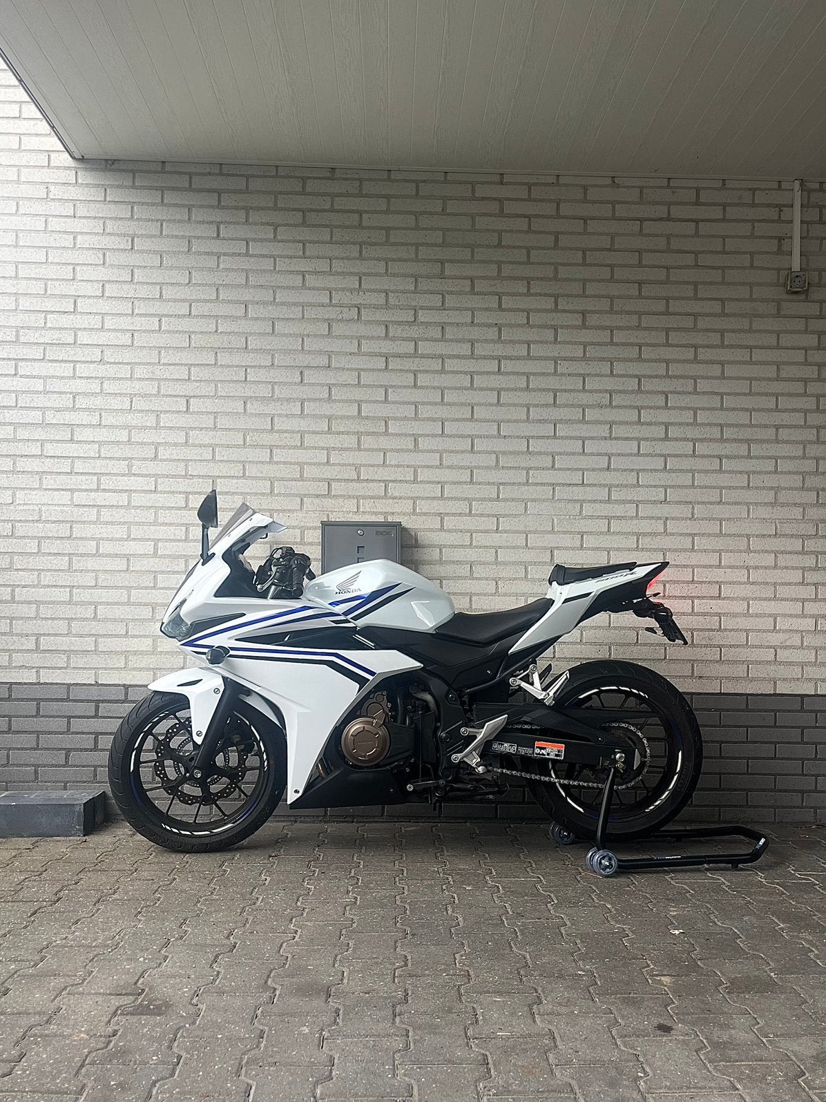 Honda CBR500R 2018 | A2 - 35kW | LED, Motoren, Motoren | Honda, Minimaal motorrijbewijs A2, Handgeschakeld, 471 cc, 12 t/m 35 kW