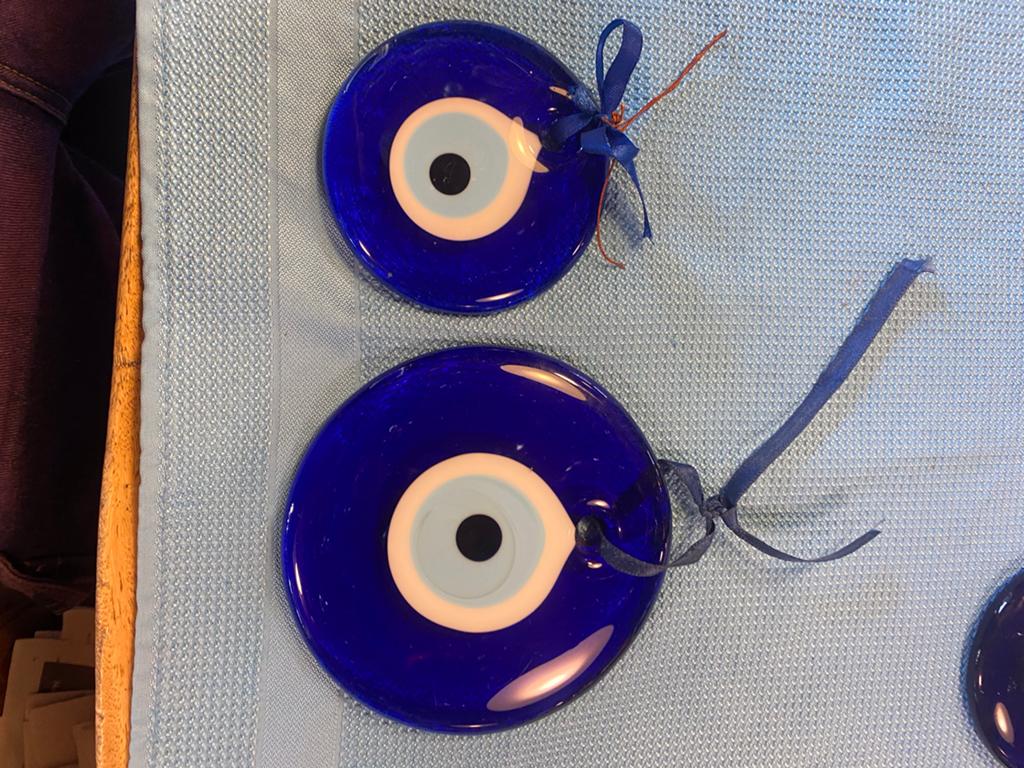 Amulet,blauw glazen boze oog,doorsnee 12.5 cm en 8.5 cm, Huis en Inrichting, Ophalen of Verzenden, Zo goed als nieuw