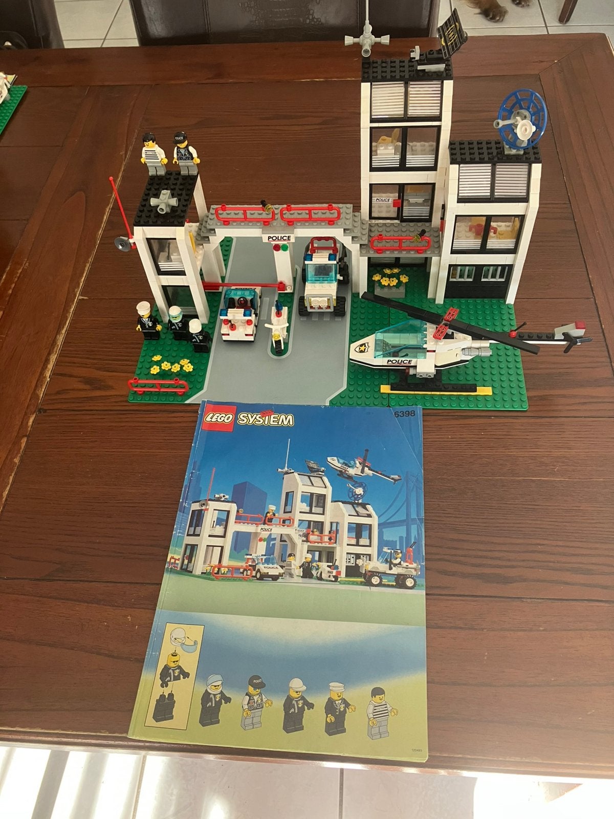 Lego System 6398 politie bureau compleet met boekje, Gebruikt, Lego, Complete set, Inclusief minifiguren