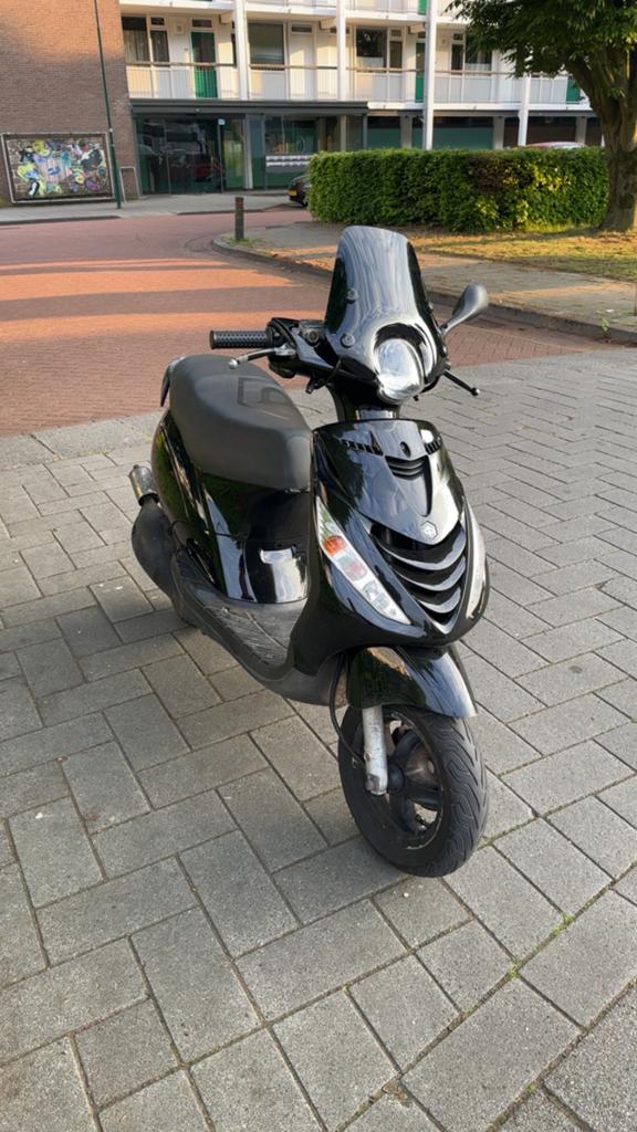 Piaggio Zip 70cc 2T, Fietsen en Brommers, Scooters | Piaggio, Ophalen, Tweetakt, Gebruikt, Maximaal 45 km/u