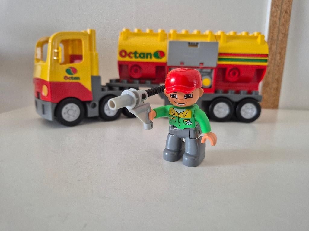 Duplo Ville Tankwagen - 5605 met tankgeluiden, Compleet, Overige thema's, Ophalen of Verzenden, Zo goed als nieuw