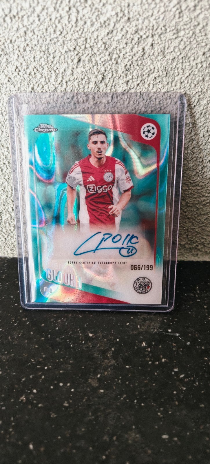 Oscar Gloukh Autograph Card Topps Chrome UEFA 2025/26 Ajax, Ophalen of Verzenden, Zo goed als nieuw, Ajax, Spelerskaart