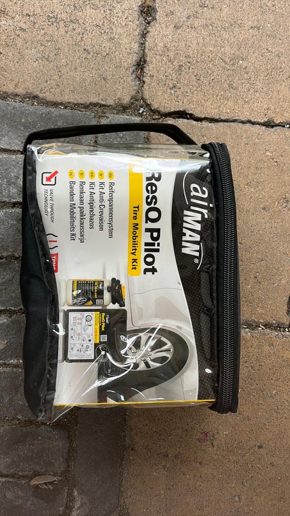 Flat tyre repair ( banden herstel kit), Auto diversen, Auto-accessoires, Ophalen