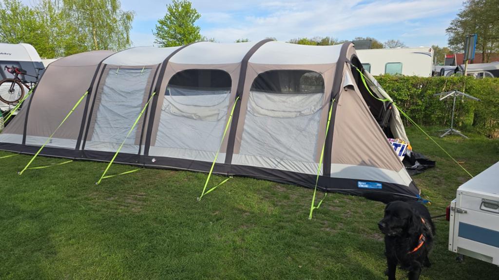Kampa Studland 8 AIR opblaasbare familietent, Ophalen