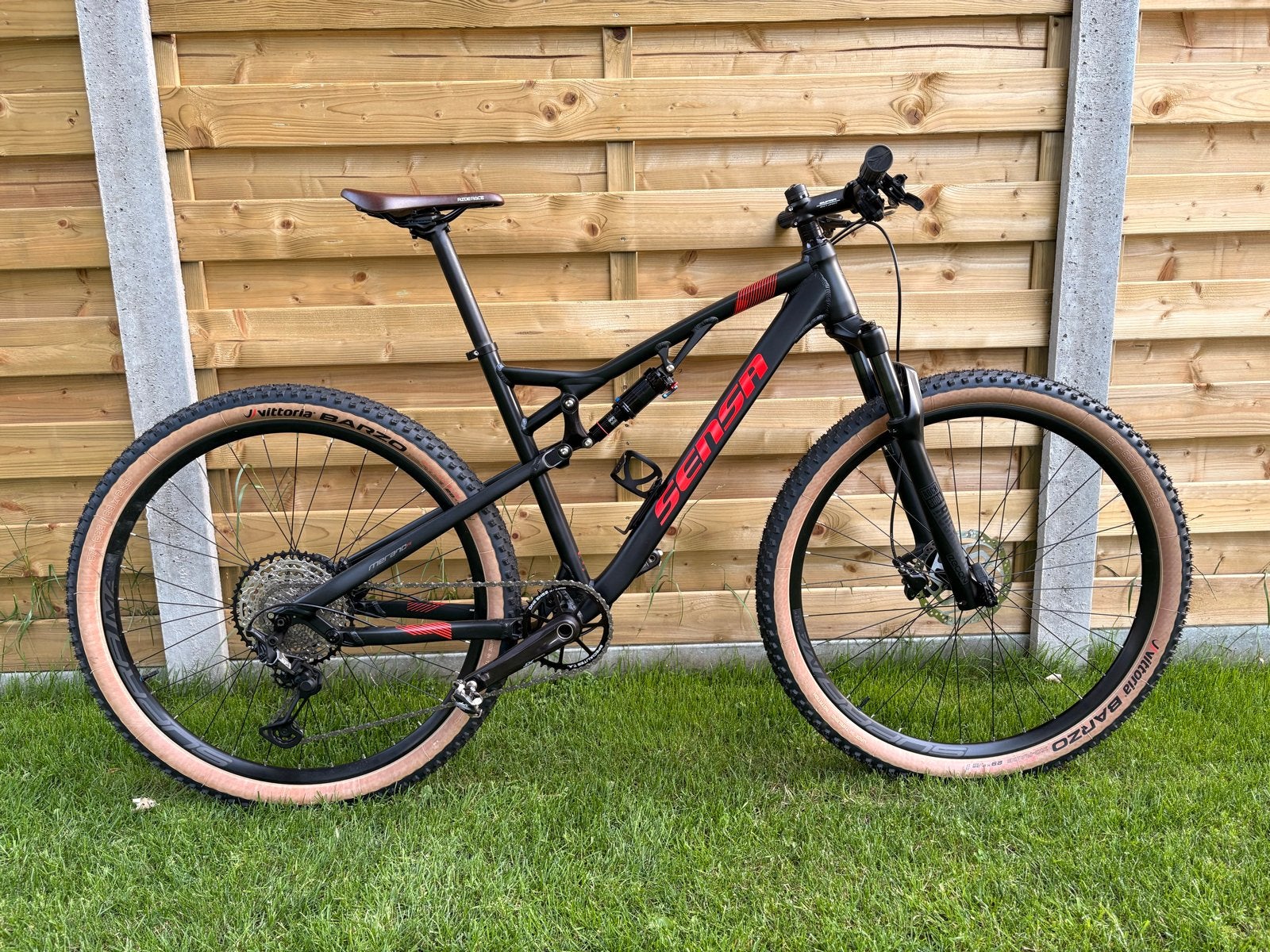 Sensa Merano FS Mountainbike - Nieuw zadel, handvatten, band, Fietsen en Brommers, Fietsen | Mountainbikes en ATB, Overige merken