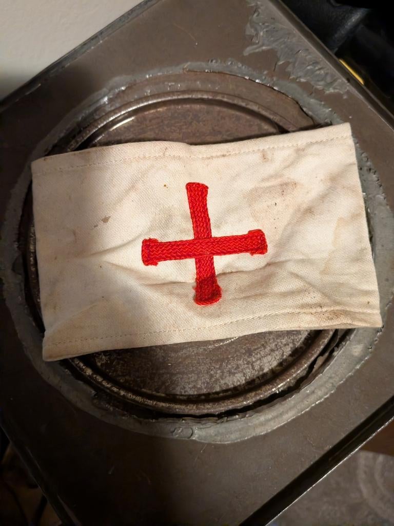 Zeldzame originele Rode Kruis armband WO2, Verzamelen, Militaria | Tweede Wereldoorlog, Ophalen of Verzenden