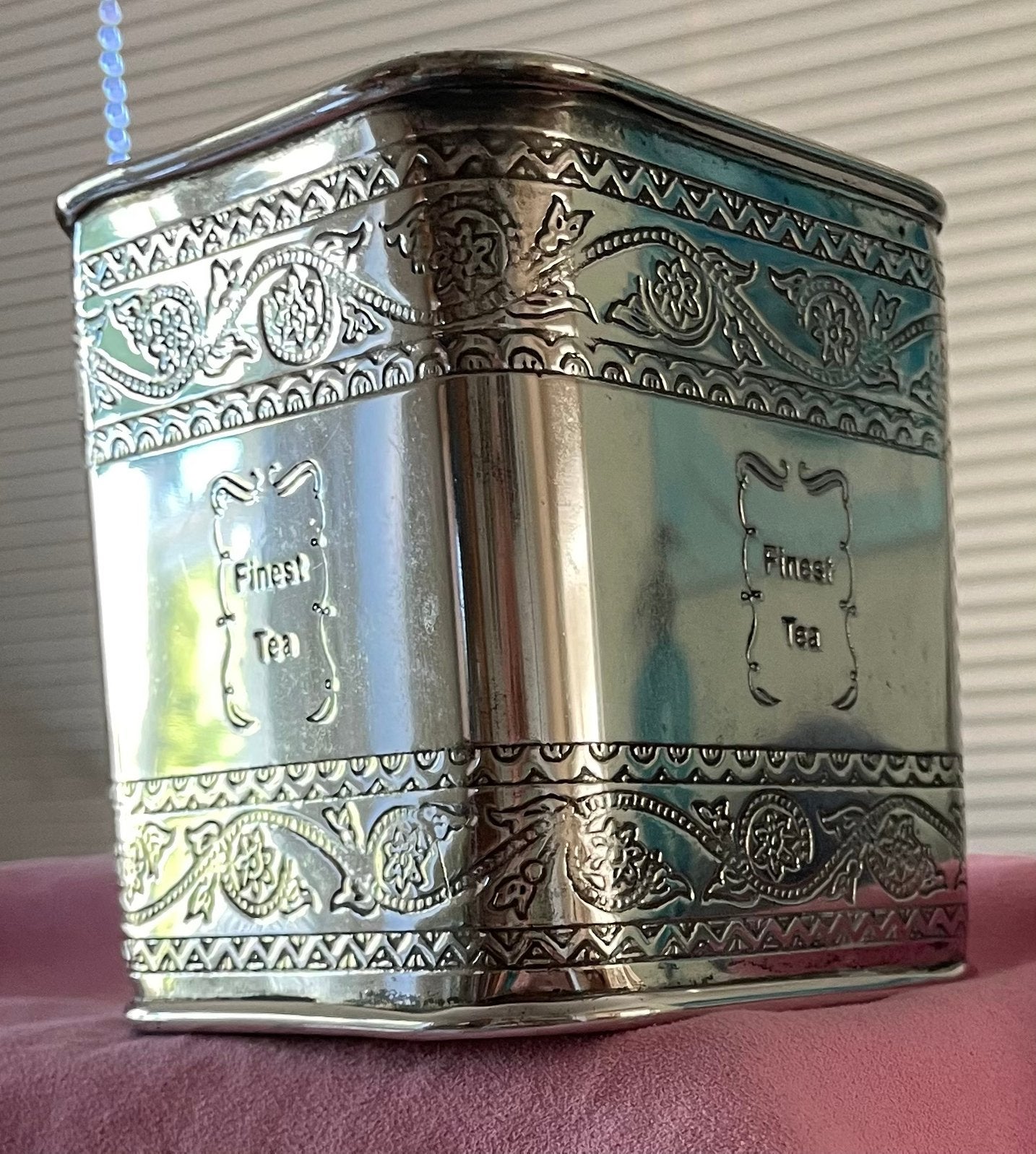 Theebusje verzilverd ‘Finest tea’, Antiek en Kunst, Ophalen