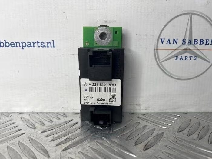 Antenne Versterker van een Mercedes S-Klasse, Ophalen of Verzenden, Gebruikt