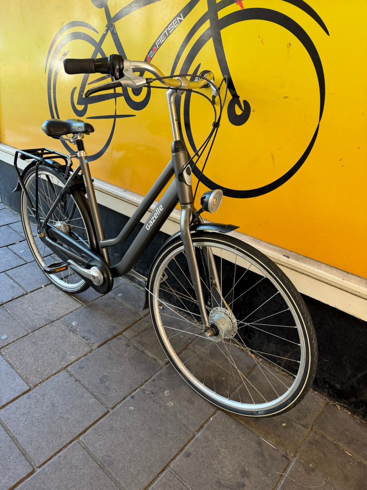 Foto 2 van Gazelle esprit dames fiets 53 cm