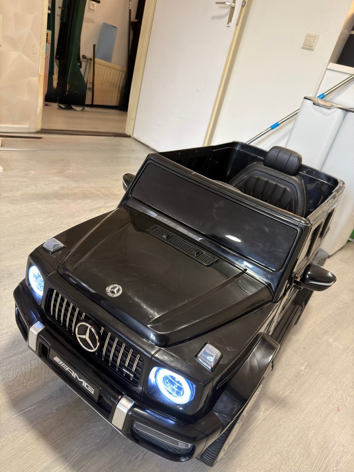 Elektrische kinderauto Mercedes G-Klasse met afstandsbedieni, Kinderen en Baby's, Ophalen of Verzenden, Zo goed als nieuw