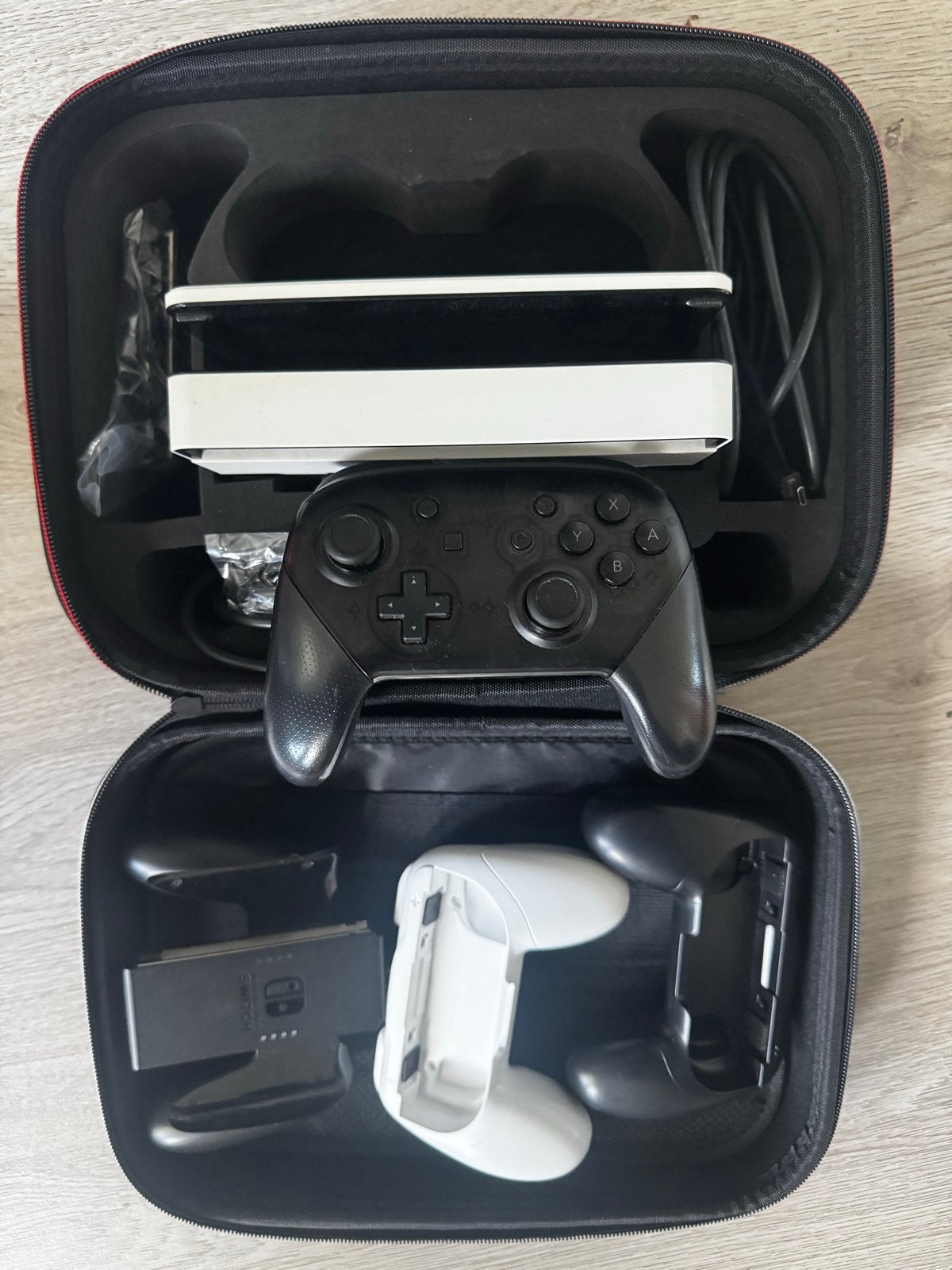 Nintendo Switch met 1 joystick, docking station en accessoir, Ophalen, Zo goed als nieuw, Met 1 controller, Switch Original