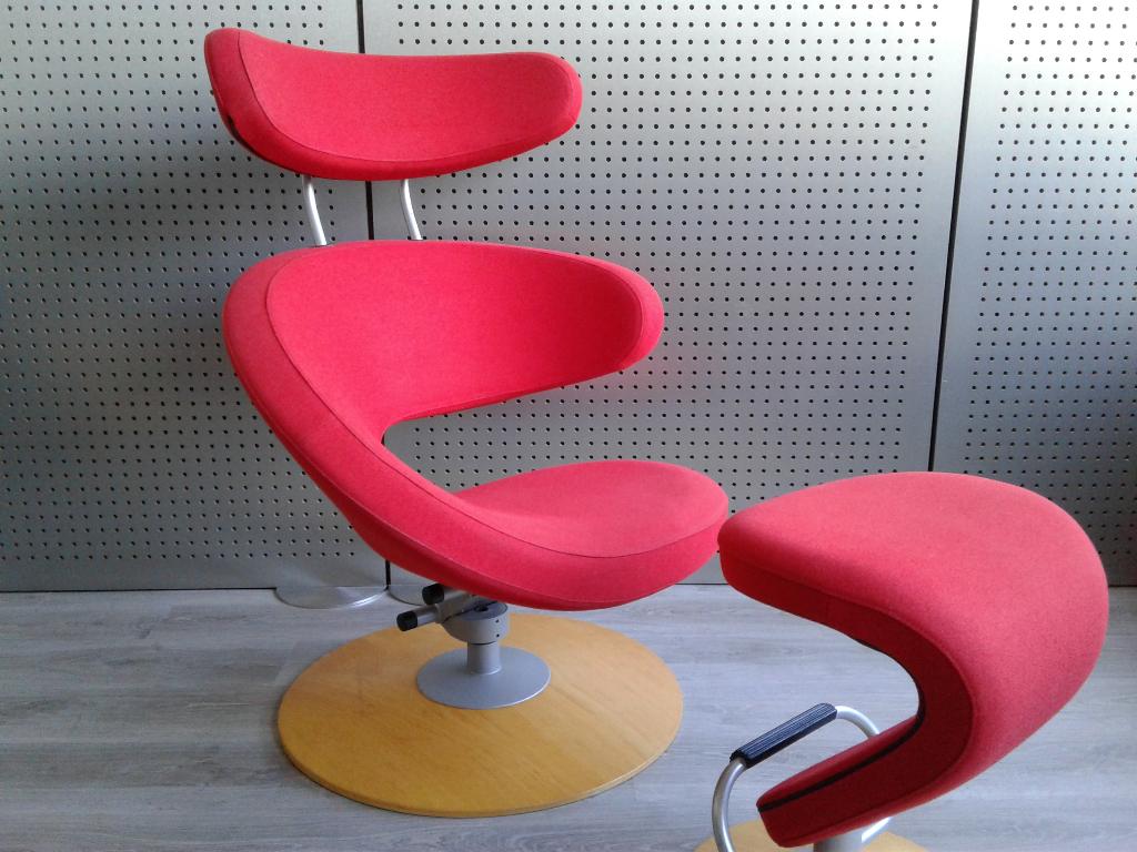 Stokke (Variér) Peel (Rood), Zeer Mooi!, Huis en Inrichting, Fauteuils, Ophalen, Zo goed als nieuw, Variér, Overige materialen