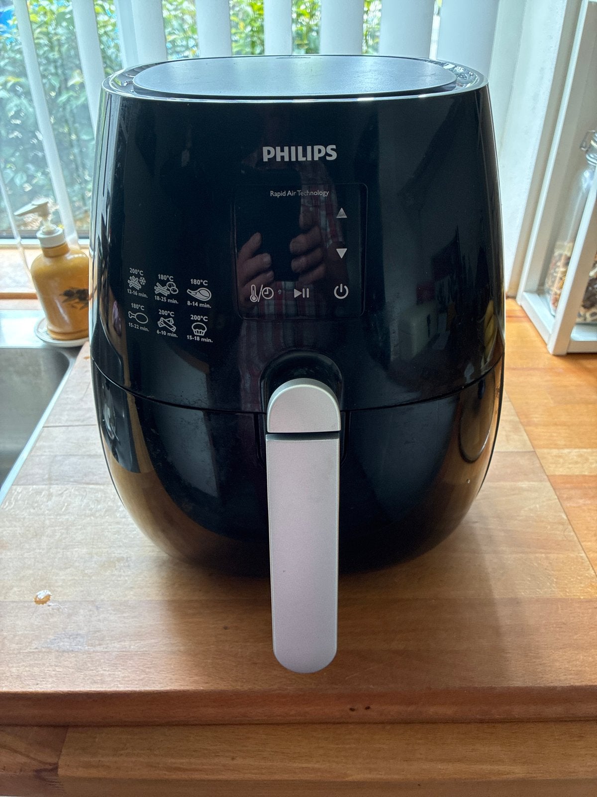 Philips Airfryer HD9230 - Rapid Air Technologie, Ophalen of Verzenden, Zo goed als nieuw, Airfryer, 750 t/m 999 gram