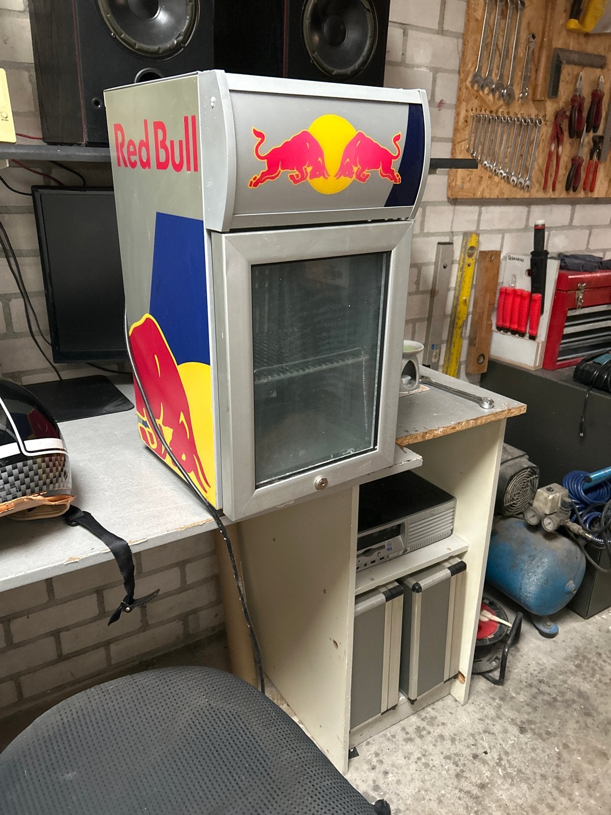 Red Bull Koelkast - Compact en Stijlvol, Ophalen, Minder dan 75 liter, Zonder vriesvak, Gebruikt