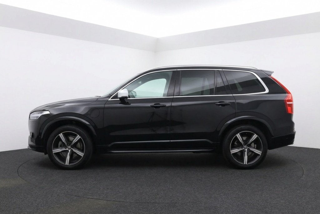 Volvo XC90 2.0 T8 Twin Engine PHEV R-Design AWD 407PK | Pano, Gebruikt, 4 cilinders, 1969 cc, 150 min